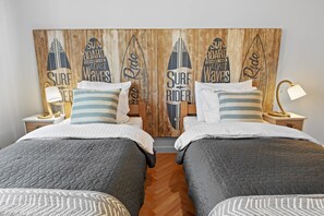 4 Schlafzimmer, Schreibtisch, Bügeleisen/Bügelbrett, WLAN
