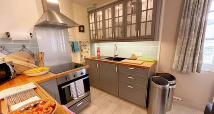 Charming Historic Cottage with Garden in Richelieu, Near Loire Valley Castles