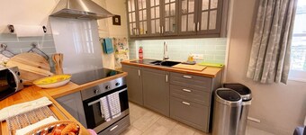 Charming Historic Cottage with Garden in Richelieu, Near Loire Valley Castles