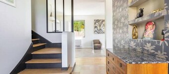 Revel in Vichy: Private Pool, Spacious 5-Bedroom Home, BBQ & Garden Retreat