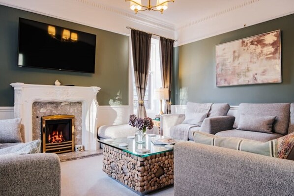 TV connectée, cheminée