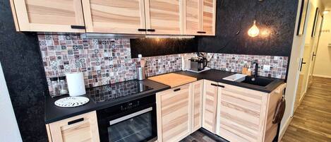 Frigorífico, microondas y lavavajillas