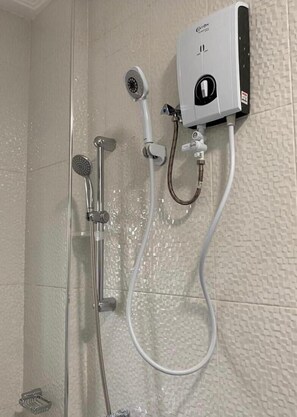 Executive Apartment | Bathroom