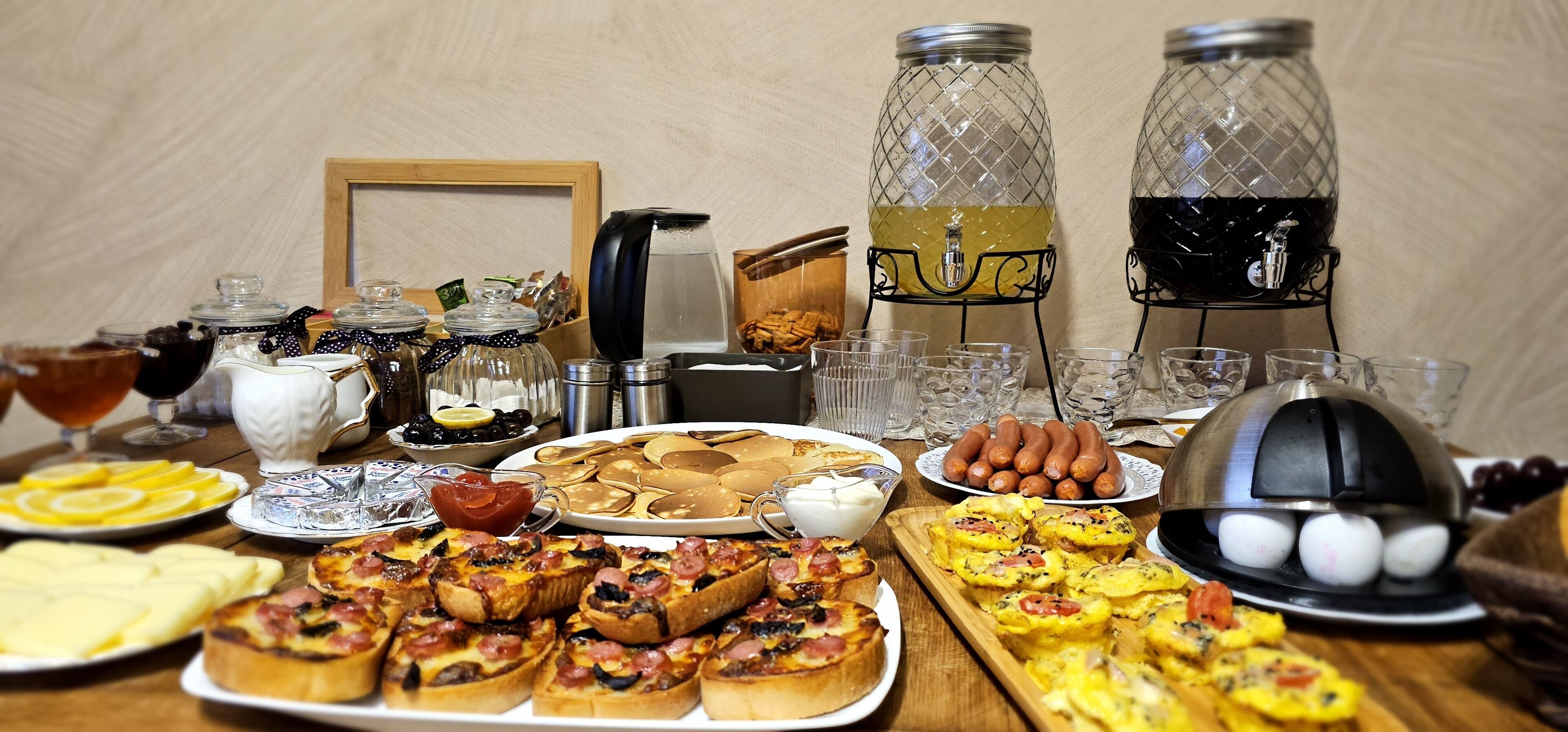 Desayuno bufé gratuito y diario