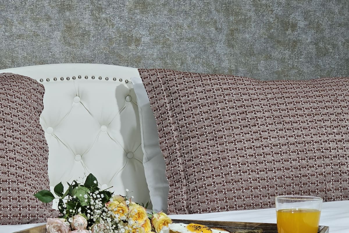 Quarto casal clássico | Roupas de cama premium
