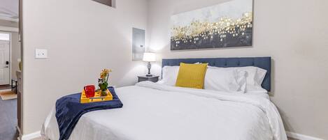 1 chambre, bureau, Wi-Fi gratuit, draps fournis