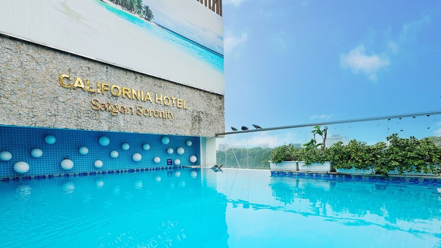 California Saigon Hotel & Rooftop Pool