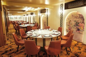 Restaurant - California Saigon Hotel & Rooftop Pool (Ho Chi Minh City)