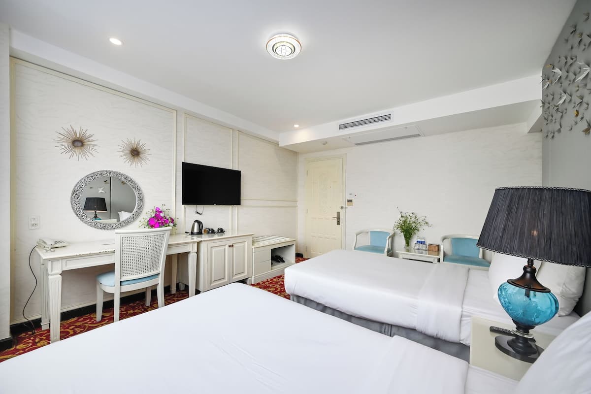 Minibar, in-room safe, desk, blackout drapes