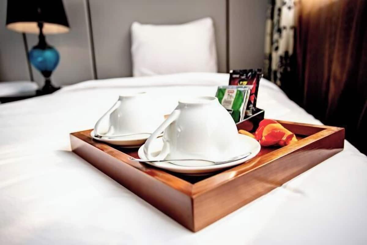 Minibar, in-room safe, desk, blackout curtains