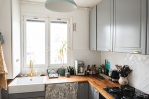 Køleskab, ovn, kogeplade, opvaskemaskine