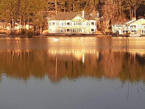 Calming Lake View with Pool Near Pinehurst Resort and Village