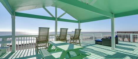 House (5 Bedrooms) | Front of property