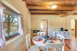 Cottage (2 Bedrooms) | Interior