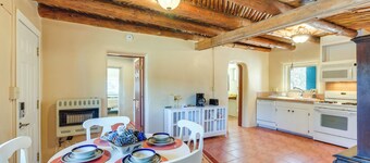 Near Hiking & Skiing: Mora Cottage w/ Mtn Views