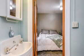 Interior - Historic Tiffin Home ~ Half Mi to University! (Tiffin)