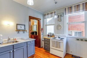 House (1 Bedroom) | Interior