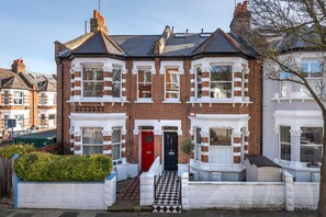 Basic Apartment | Exterior - Stylish River Apartment - West Putney Embankment (London)