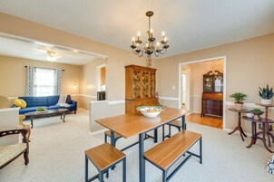 House (3 Bedrooms) | Interior