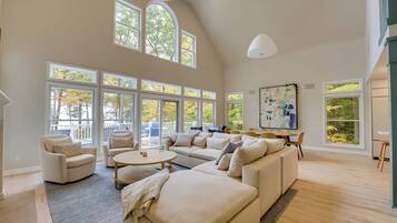 Cottage (5 Bedrooms) | Interior