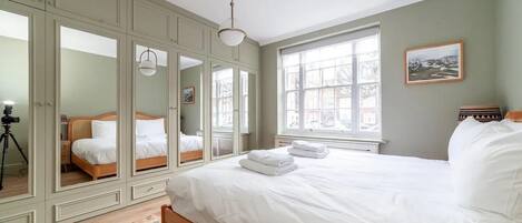 2 Schlafzimmer, Bügeleisen/Bügelbrett, WLAN, Bettwäsche