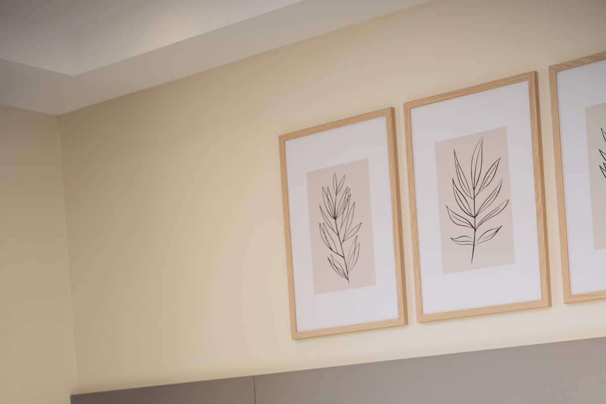 Premium Tek Büyük Yataklı Oda, Şehir Manzaralı | 1 yatak odası, masa, ücretsiz kablosuz İnternet, çarşaf takımı