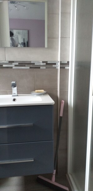 Shower - Loue Maison Individuelle (Bénodet)