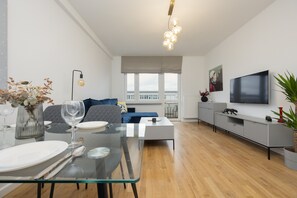 2 多间卧室、床单