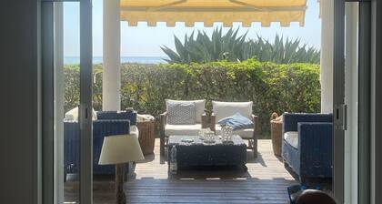 By the sea just a stone's throw from Rome