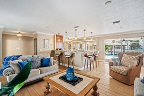 Smart TV, video games, DVD player, foosball - Waterfront Heated Pool w/ Boat Dock & Cosmic Mini Gof  - 4bd 2ba Paradise Found (Cocoa Beach)