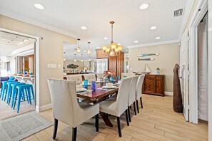 Dining - Waterfront Heated Pool w/ Boat Dock & Cosmic Mini Gof  - 4bd 2ba Paradise Found (Cocoa Beach)