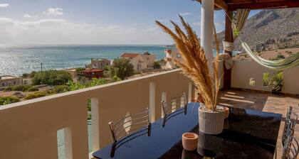 Charming Anna Maria apartment with a spectacular sea view, near the beach.