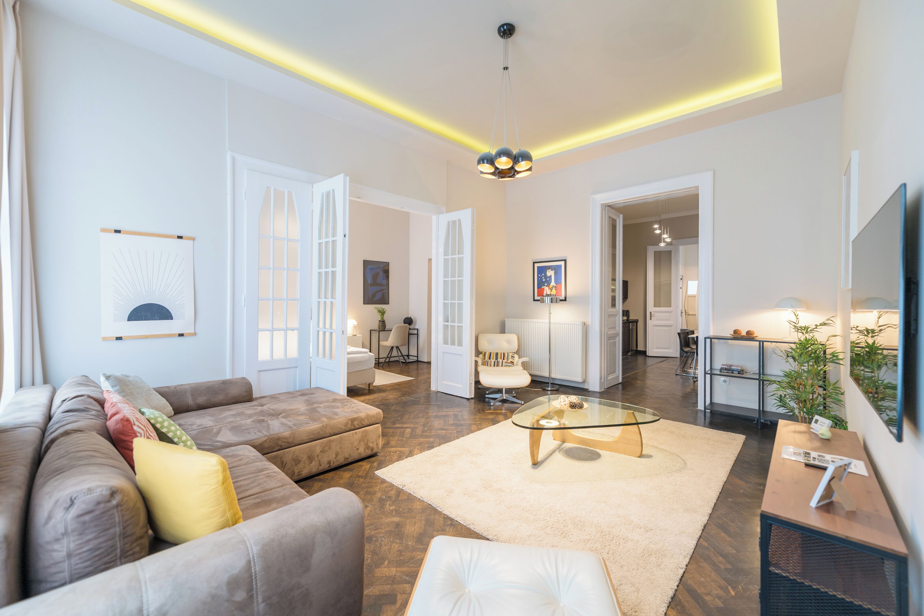 Luxury Apartment | 2 bedrooms, individually decorated, individually furnished