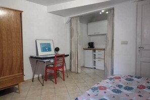 1 Schlafzimmer, WLAN, Bettwäsche
