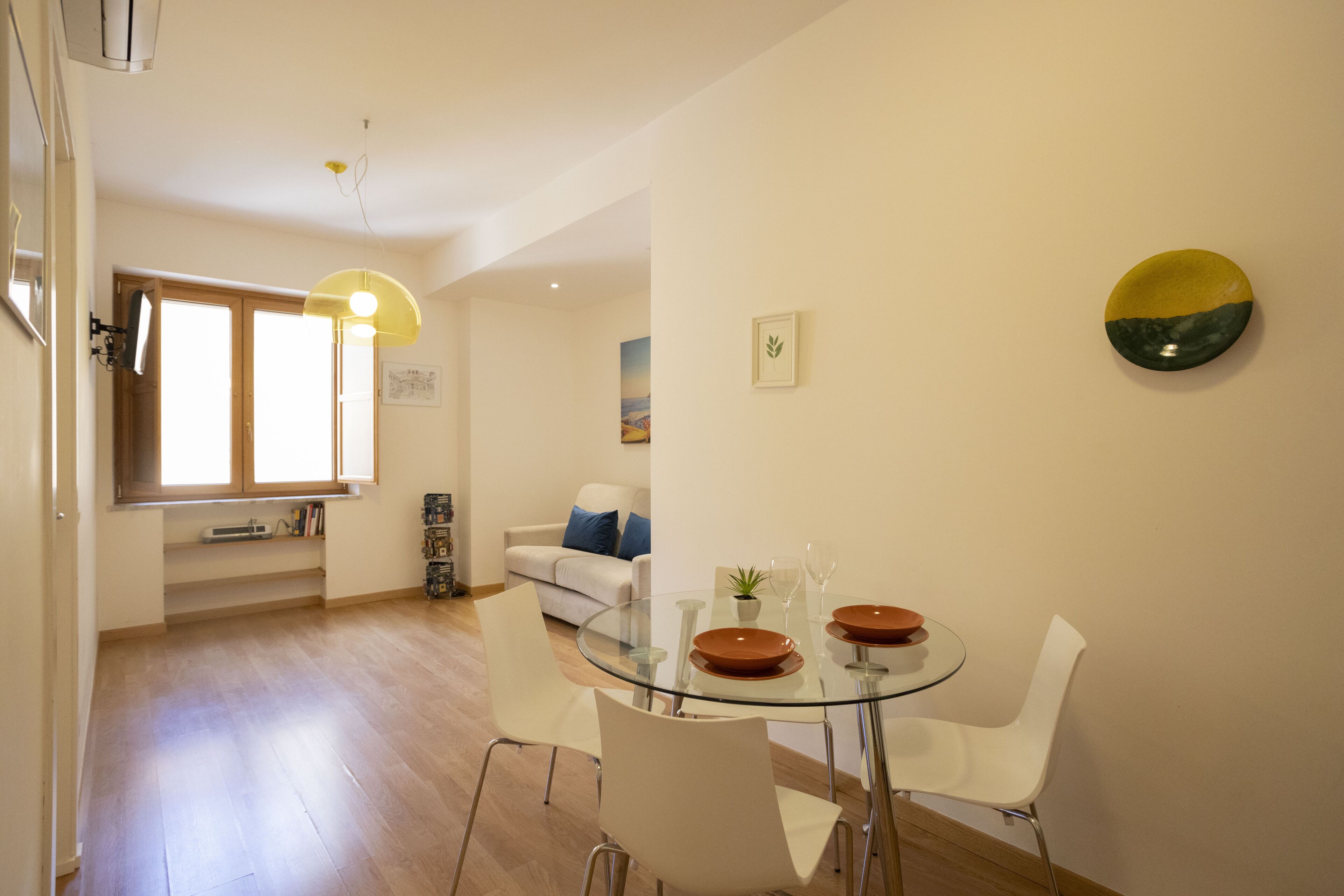 Deluxe Apartment | Living area | 30-inch Smart TV with satellite channels