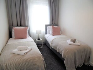 2 bedrooms, free WiFi, bed sheets