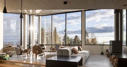 L'Embacle: Luxury Chalet with Pool Spa and Views