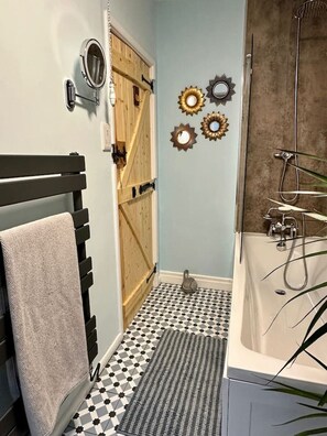 Hair dryer, towels