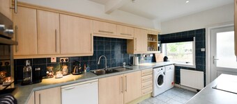 The Old Manse - Beautiful 4 bedroom sandstone villa in Ayr