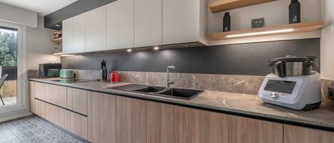 Fridge, microwave, oven, dishwasher