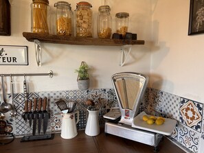 Full-sized fridge, microwave, oven, stovetop - Villa Convento Pietralunga (Pietralunga)