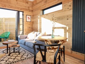 View from property - Little Beach Cabin (Newquay)