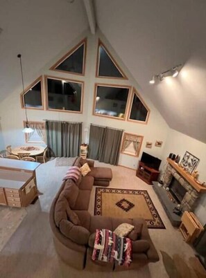 Smart TV, fireplace, table tennis, books