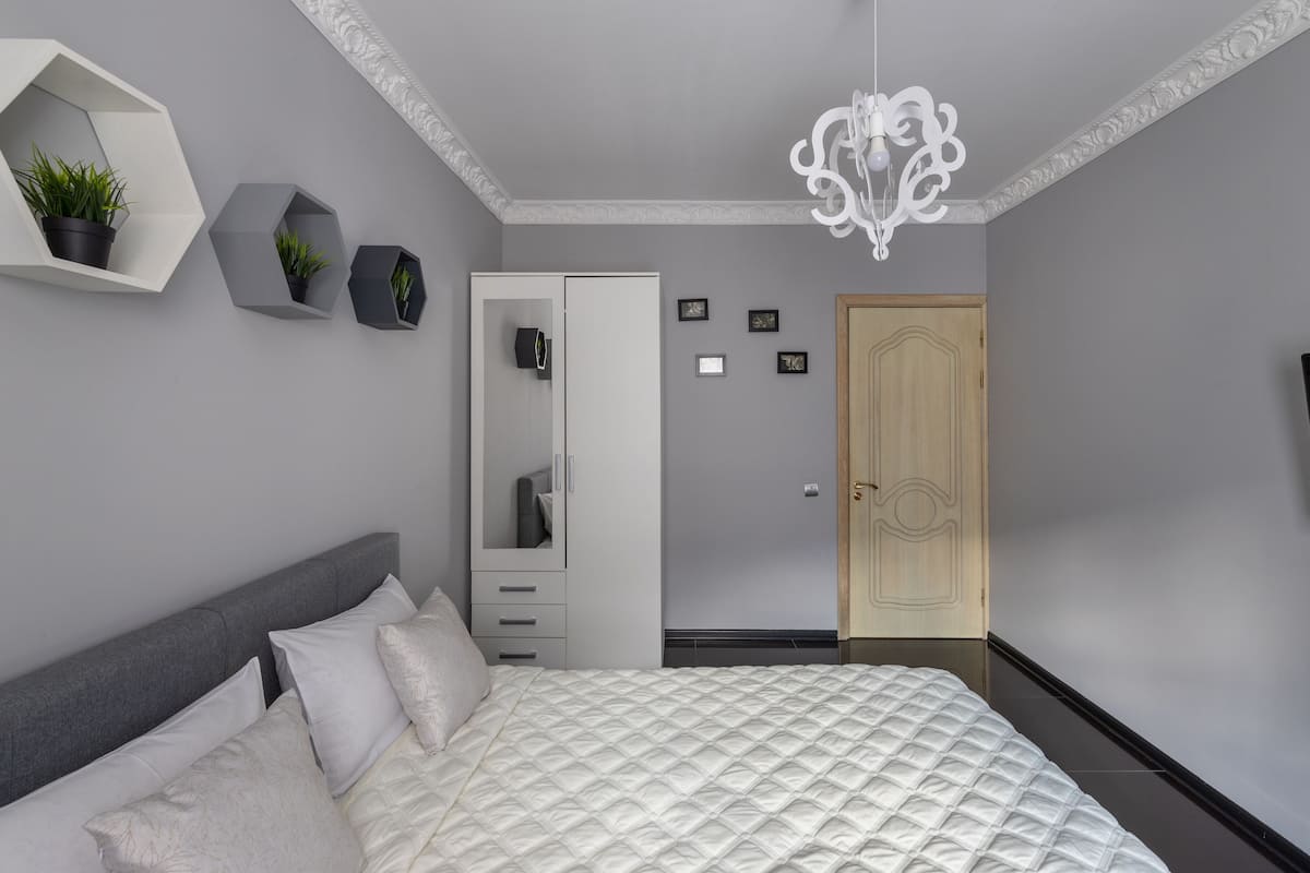 Luxury Apartment | 2 bedrooms, individually decorated, individually furnished, desk