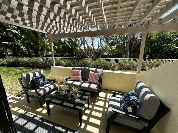 Terrace/patio - 1st Floor Garden unit with recent updates (Sarasota)