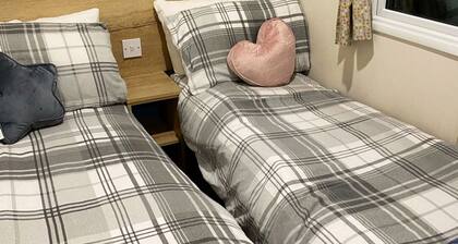 Lovely 2-bed Chalet in Prestatyn