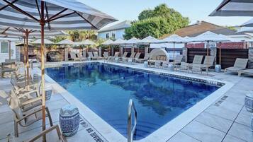 Condo, nhiều giường (Brass Rail 113) | Hồ bơi | Hồ bơi nước nóng