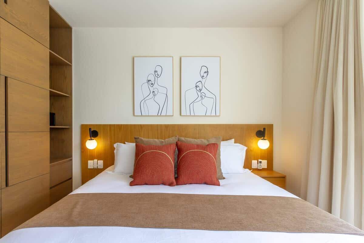 2 多间卧室、办公桌、熨斗/熨衣板、免费 WiFi