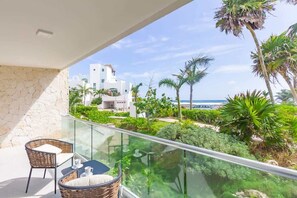 Property grounds - 5 Rooftop Pools, Private Beach Club & Beachfront (Akumal)