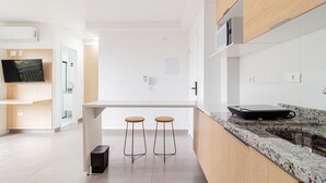 Ảnh chưa phân loại, 2 trong số 208 ảnh, nút
